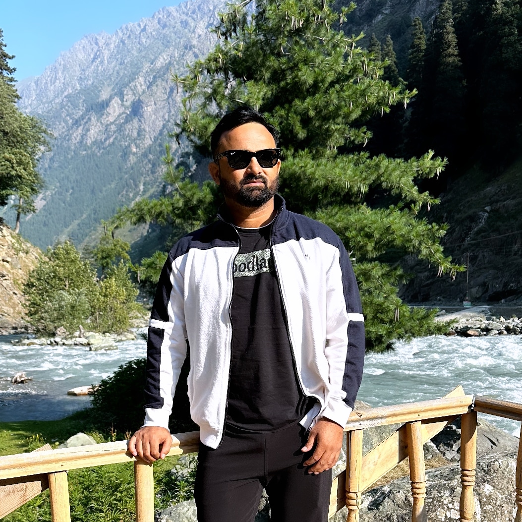 Karan - bowler | ASIA XI DEIYA